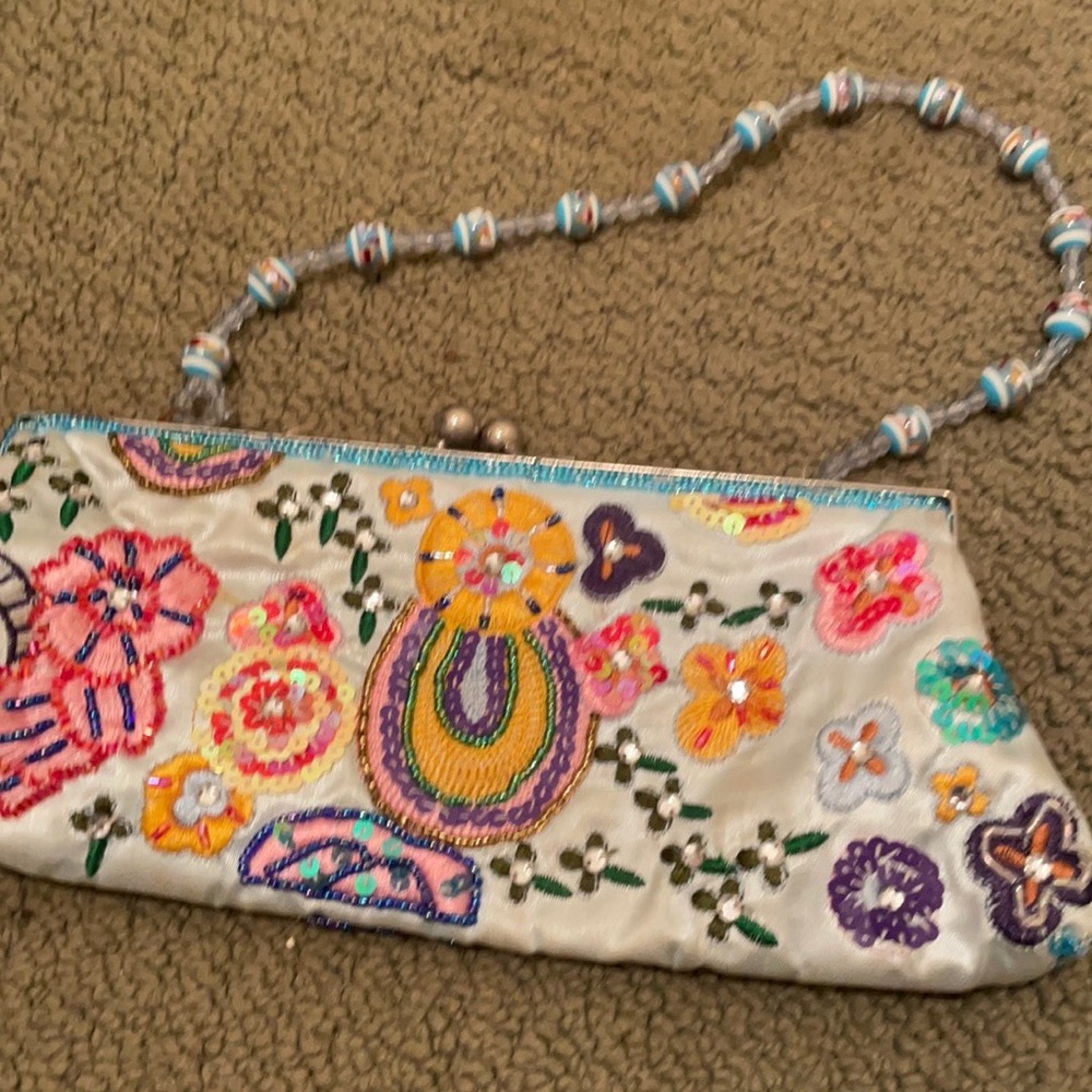 Headed bag